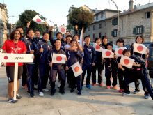 開会式に出る世界学生日本代表選手団